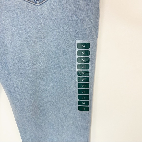 Levi’s Light Wash Mid Rise Boyfriend Jeans Size 18 NWT - Picture 11 of 16